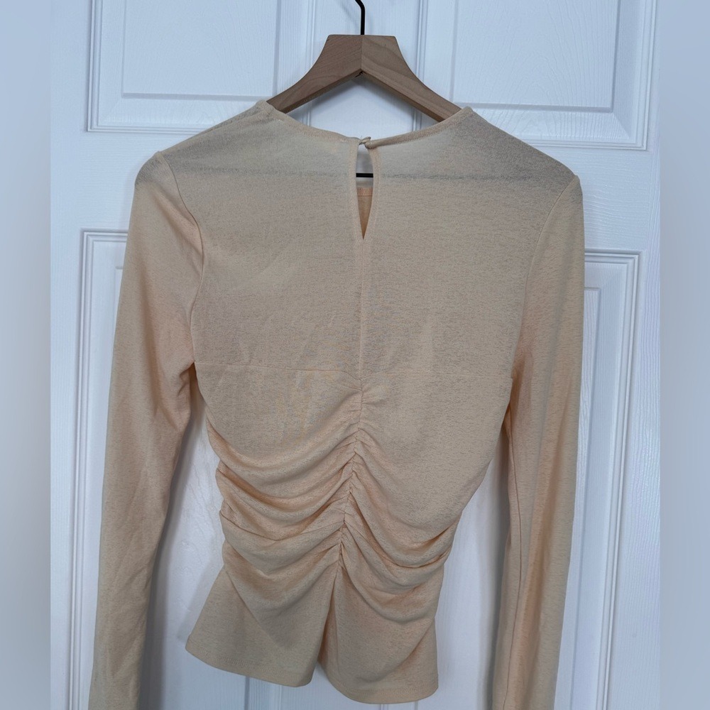ASTR The Label Ruched Long Sleeve Top - Cream - Picture 5 of 8